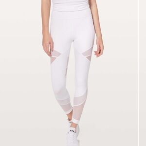 Lululemon Forget The Sweat Tight - Size 4 - 25”